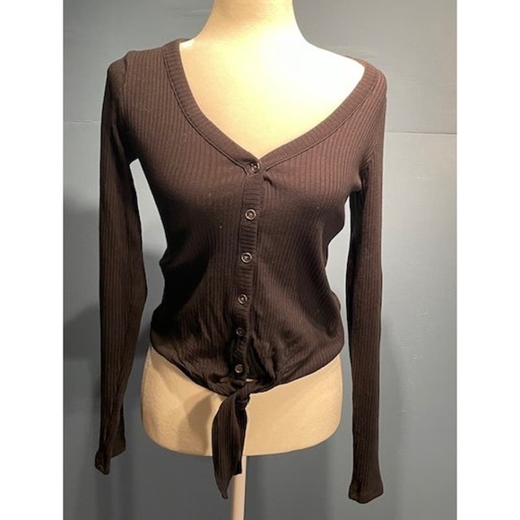 Hollister Size Medium Long Sleeve Black‎ Top Tie Waist Button Front Knit - Picture 1 of 3